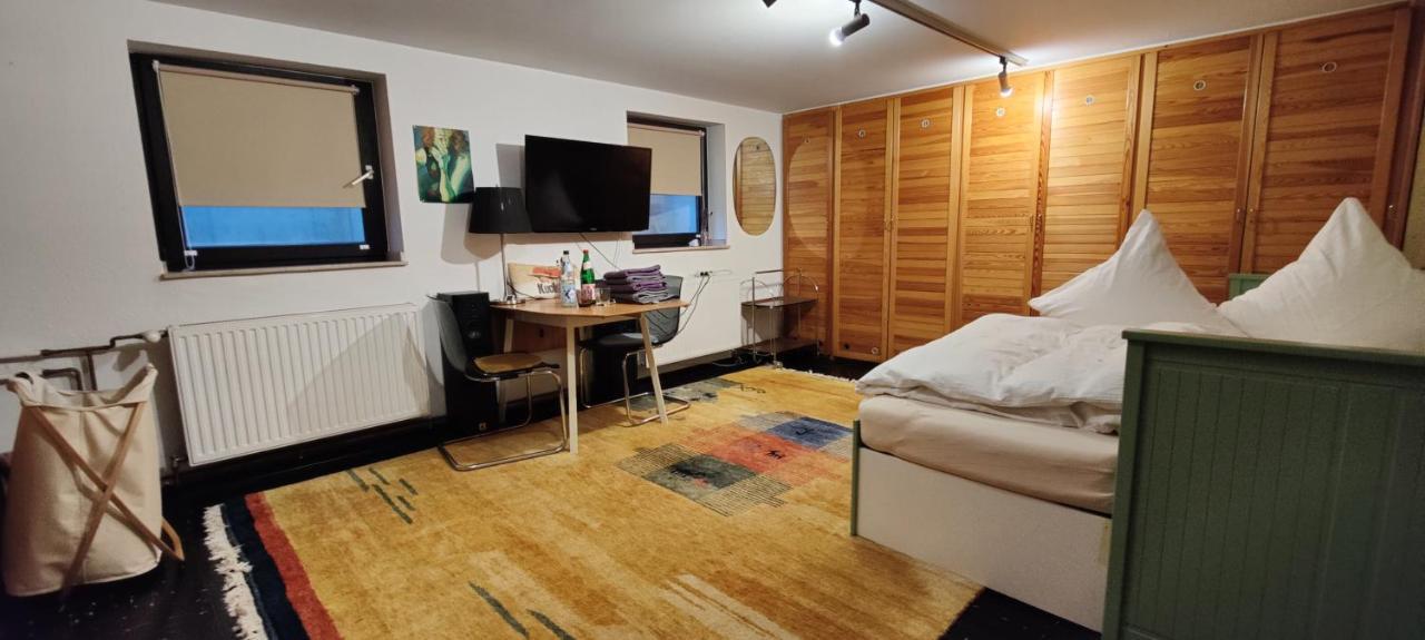 Comfort Suites Koelnmesse: Spacious Rooms with Free Parking & Wi-Fi Exterior photo